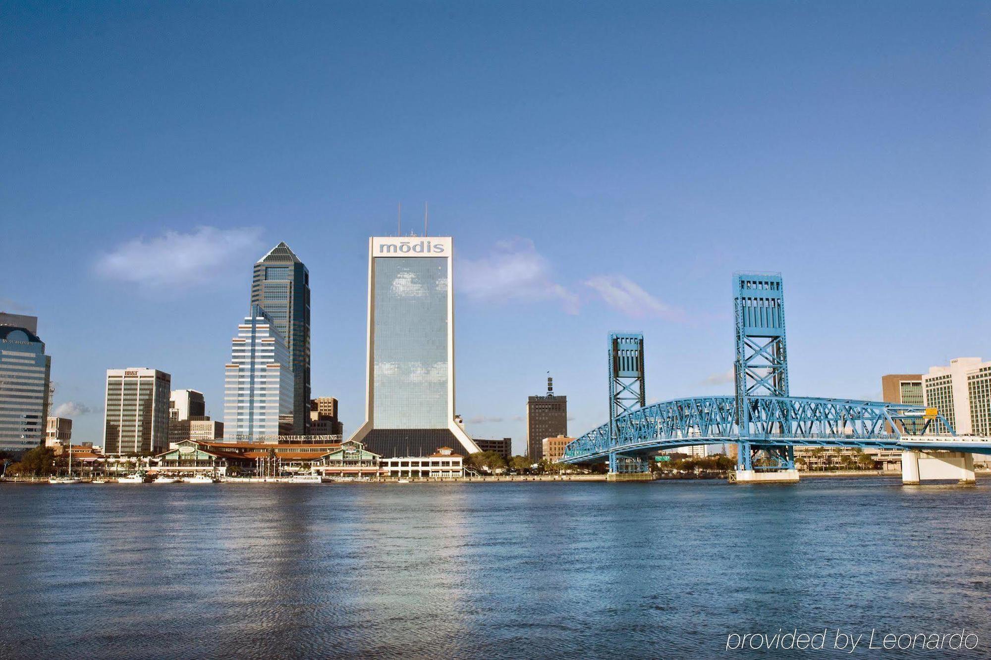 Hilton Garden Inn Jacksonville Downtown Southbank Exterior photo